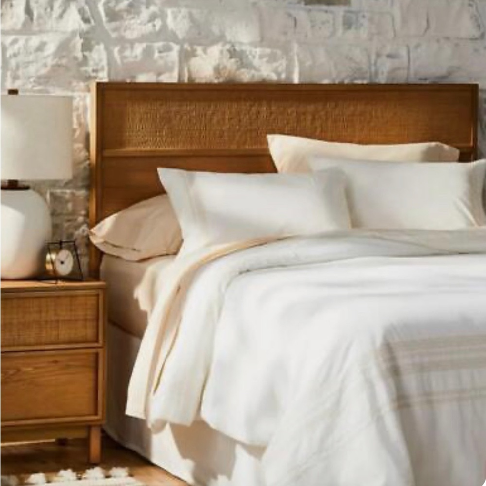 HEARTH & HAND 3рс Embroidered Stripes Comforter & Sham Set Sour Cream full/queen
